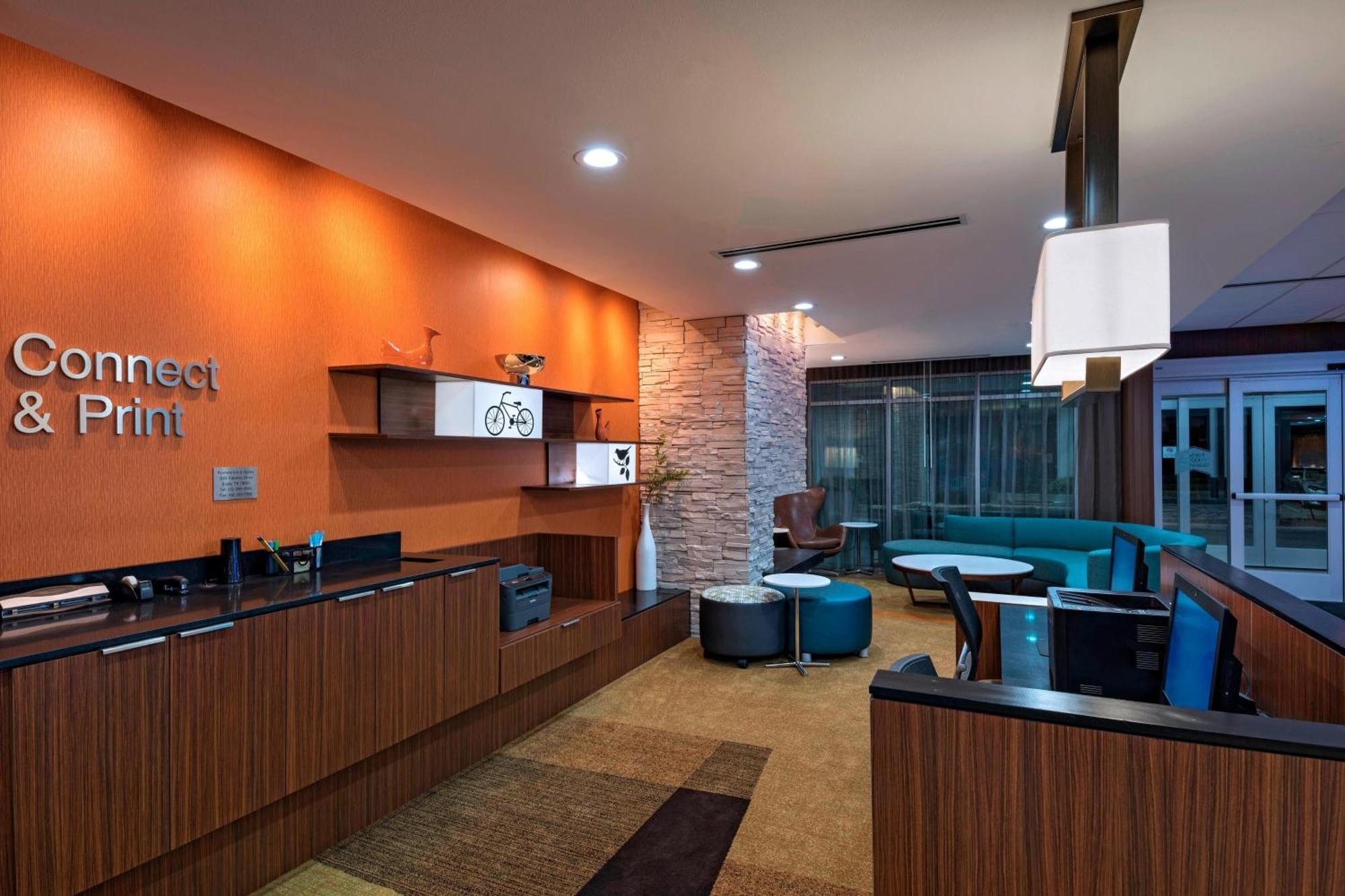 Fairfield Inn & Suites By Marriott Austin Buda Exterior photo